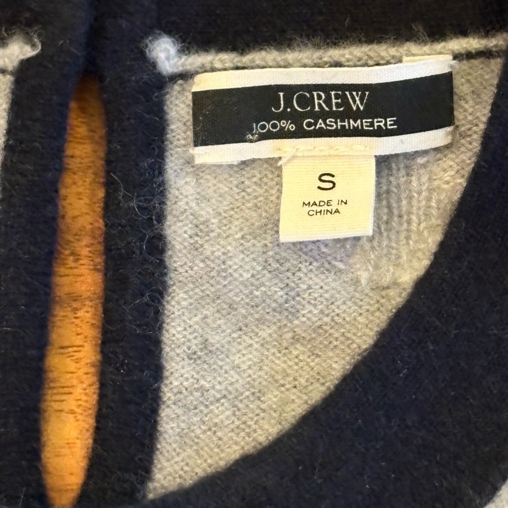 J Crew Women’s Gray Polka Dot 100% Cashmere Crewneck Sweater With Bow Small S - Picture 10 of 11